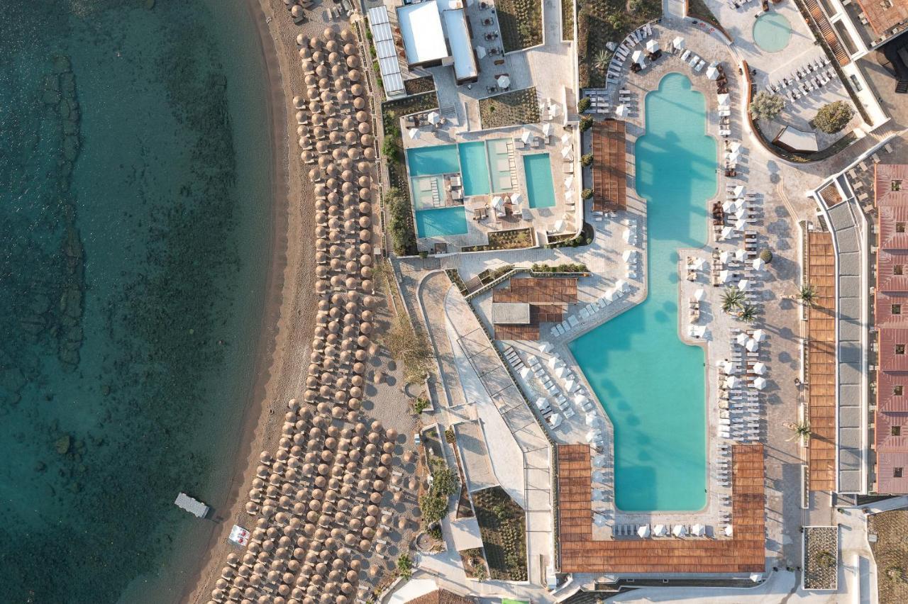 Helea Lifestyle Beach Resort Kallithéa Dış mekan fotoğraf Aerial view of the hotel